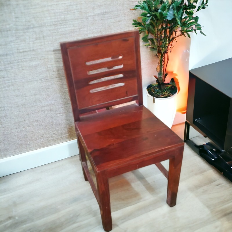 Woodesure Live edge Dining Table Chair